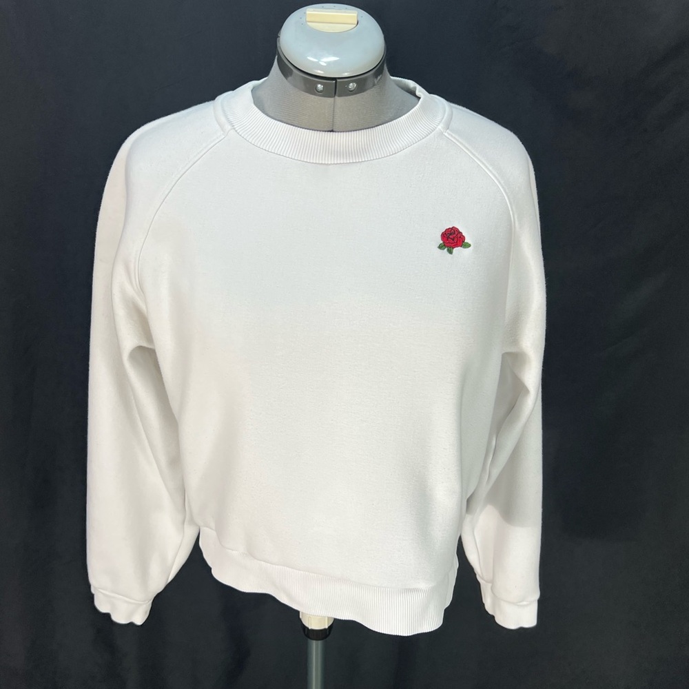 Aritzia SUNDAY BEST White  cropped Sweatshirt ,size Medium